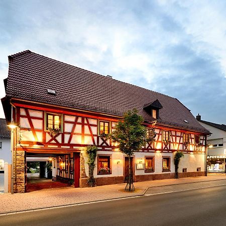 Landgasthof Hirsch Remchingen Bagian luar foto