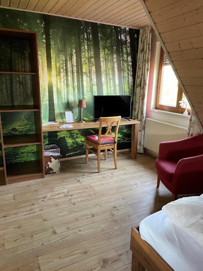 Landgasthof Hirsch Remchingen Bagian luar foto